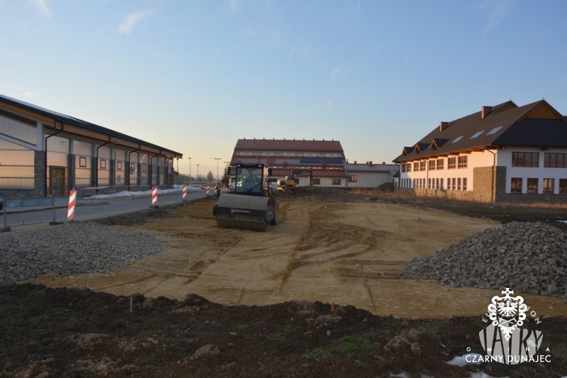 Rozpoczyna się budowa parkingu w Czarnym Dunajcu